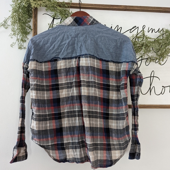 We The Free Plaid Chambray Button Down Shirt XS - Picture 5 of 8